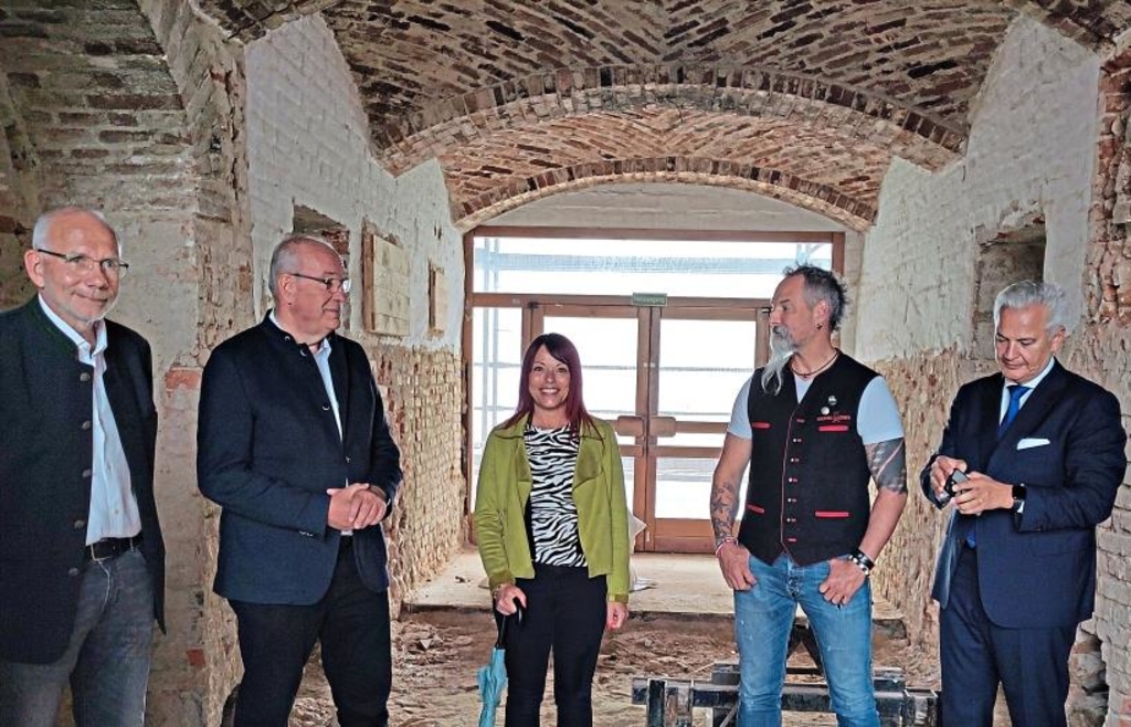Mittelbayerische: Falkensteins Schröttinger-Projekt soll Markt beleben. Foto: Thomas Mühlbauer